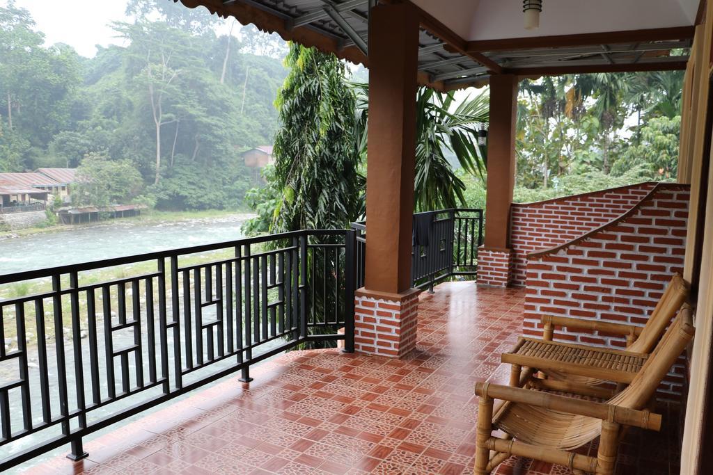 Thomas' Retreat Bukit Lawang Hotel Luaran gambar