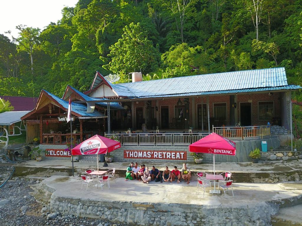 Thomas' Retreat Bukit Lawang Hotel Luaran gambar